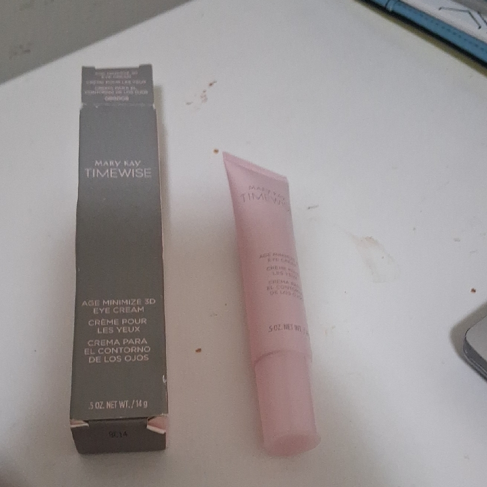 Mary Kay TimeWise Age Minize Eye Cream - Light Pink